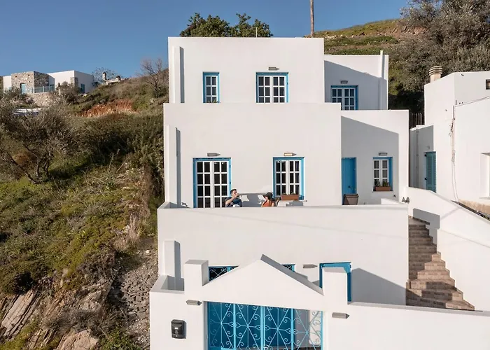 Nick & Debbie's Two-storey Melanes