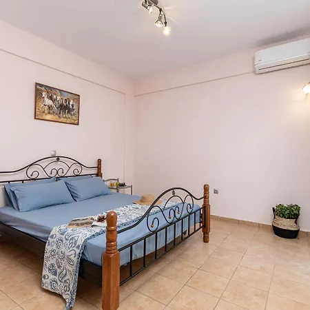 Nick & Debbie's Two-storey Apartment *