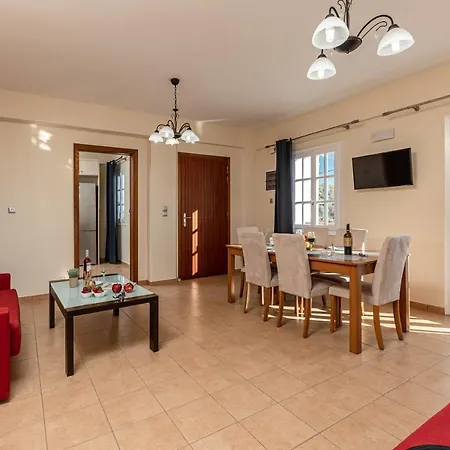 Nick & Debbie's Two-storey Apartment