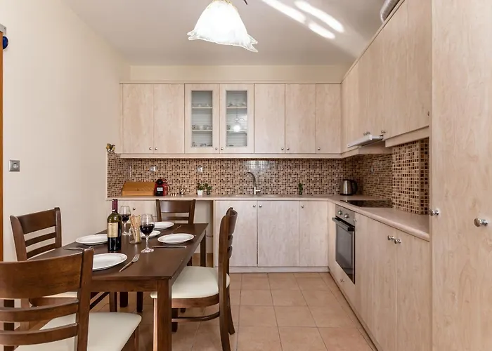 Nick & Debbie's Two-storey * Mélanes